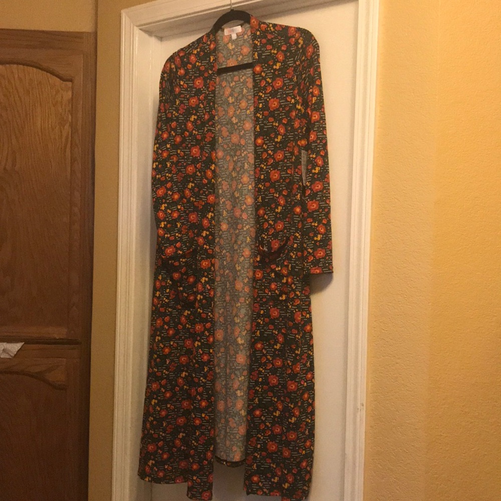 Lularoe Sara Brand New Floral Size M